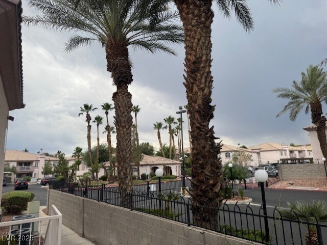 Primary Photo - 4555 E Sahara Ave