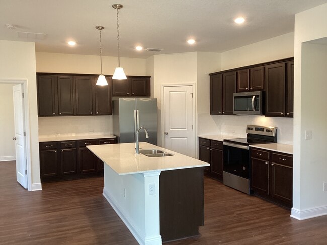 Building Photo - 20275 Calla Lily Dr