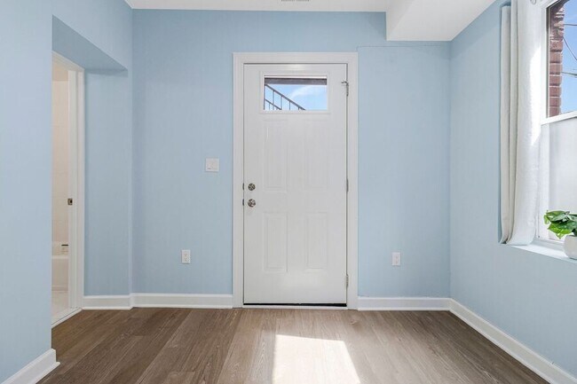 Foto del edificio - 1929 2nd St NE