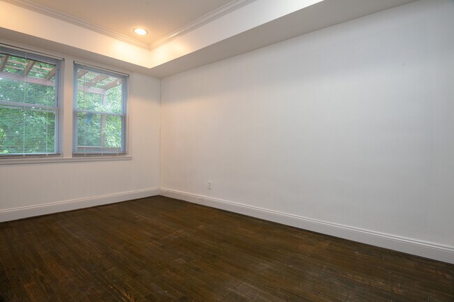 Foto del edificio - 1821 Providence St NE