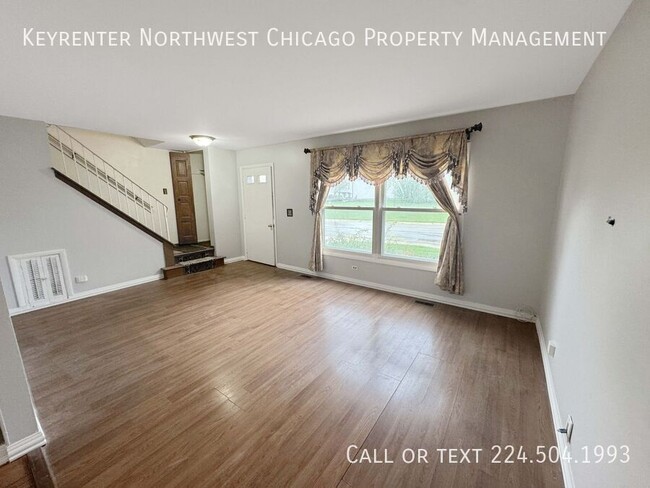 Foto del edificio - 1315 Kingsbury Dr