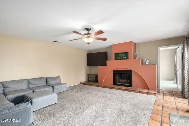 Building Photo - Stunning 3 bedroom home in Scottsdale!!