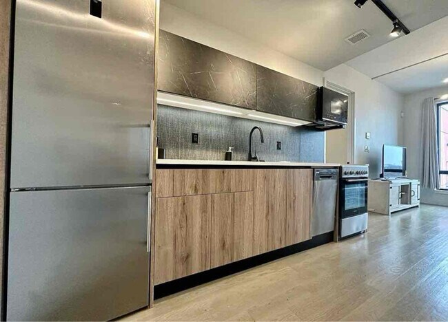 Foto del edificio - 885 Rogers Ave