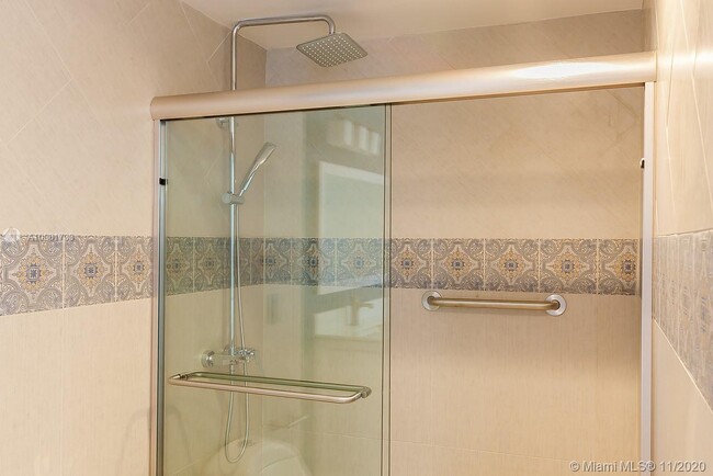 Building Photo - WATERVIEW CONDO