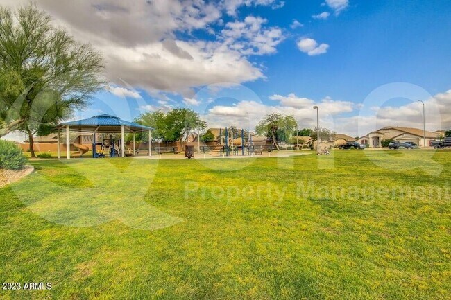 Building Photo - 9855 E Onza Ave