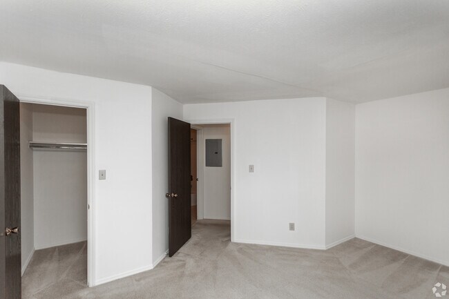 Foto del edificio - Summit Pointe