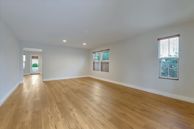Building Photo - 359 Franciscan Way