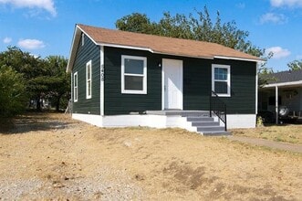 Building Photo - 5408 Como Dr