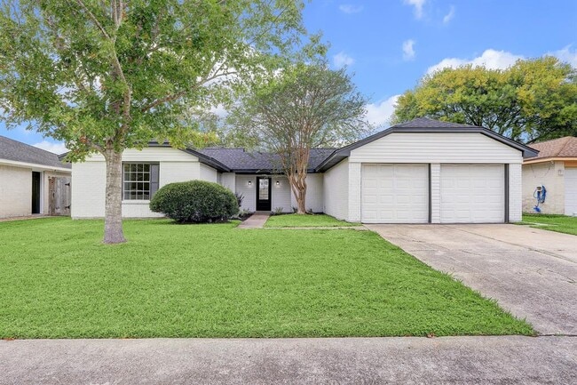 Building Photo - 2710 Virginia Colony Dr