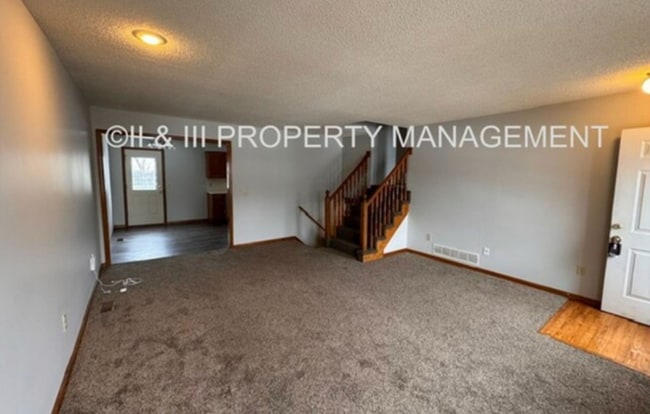 Building Photo - 14944 W 139th St