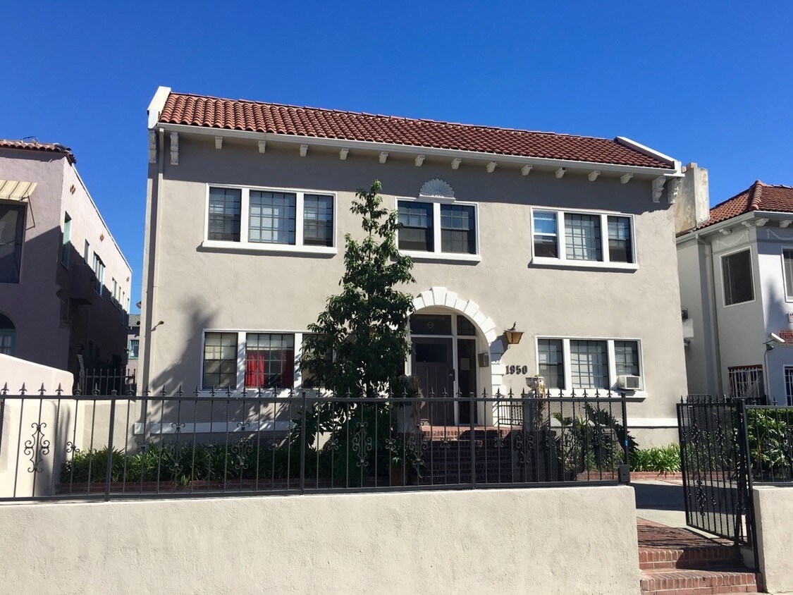 Foto principal - 1950 Argyle Ave