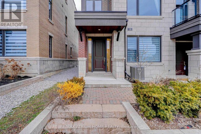 Building Photo - 11 Adaskin Ave