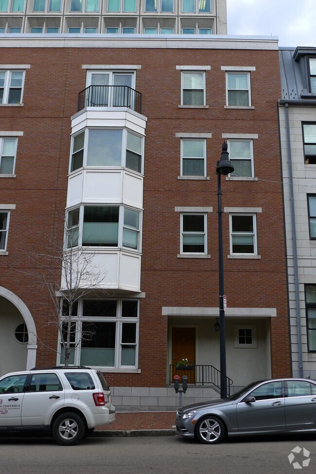 Foto del edificio - 20-32 Bowdoin Ave