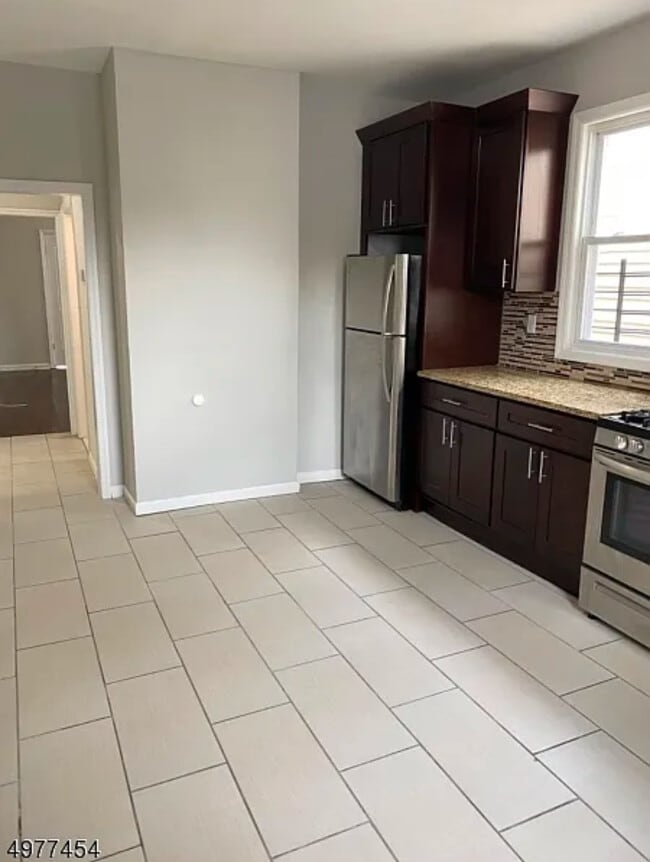 Kitchen - 209 N 15th St