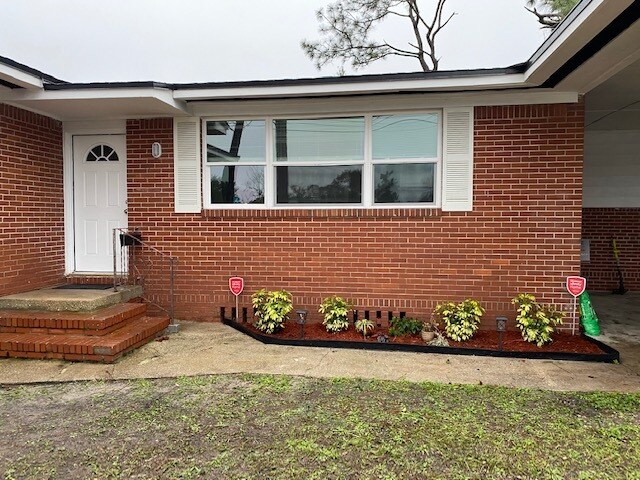 Front Entrance - 6546 Merrill Rd