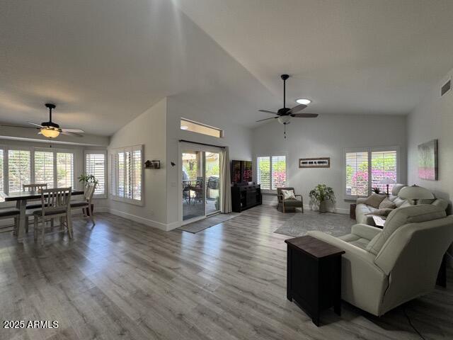 Foto del edificio - 15786 W Amelia Dr
