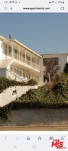 Building Photo - 7208 La Cienega Blvd