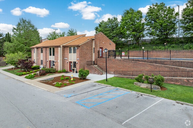 Boulder Creek Apartments - Leasing Office - Boulder Creek Apartments