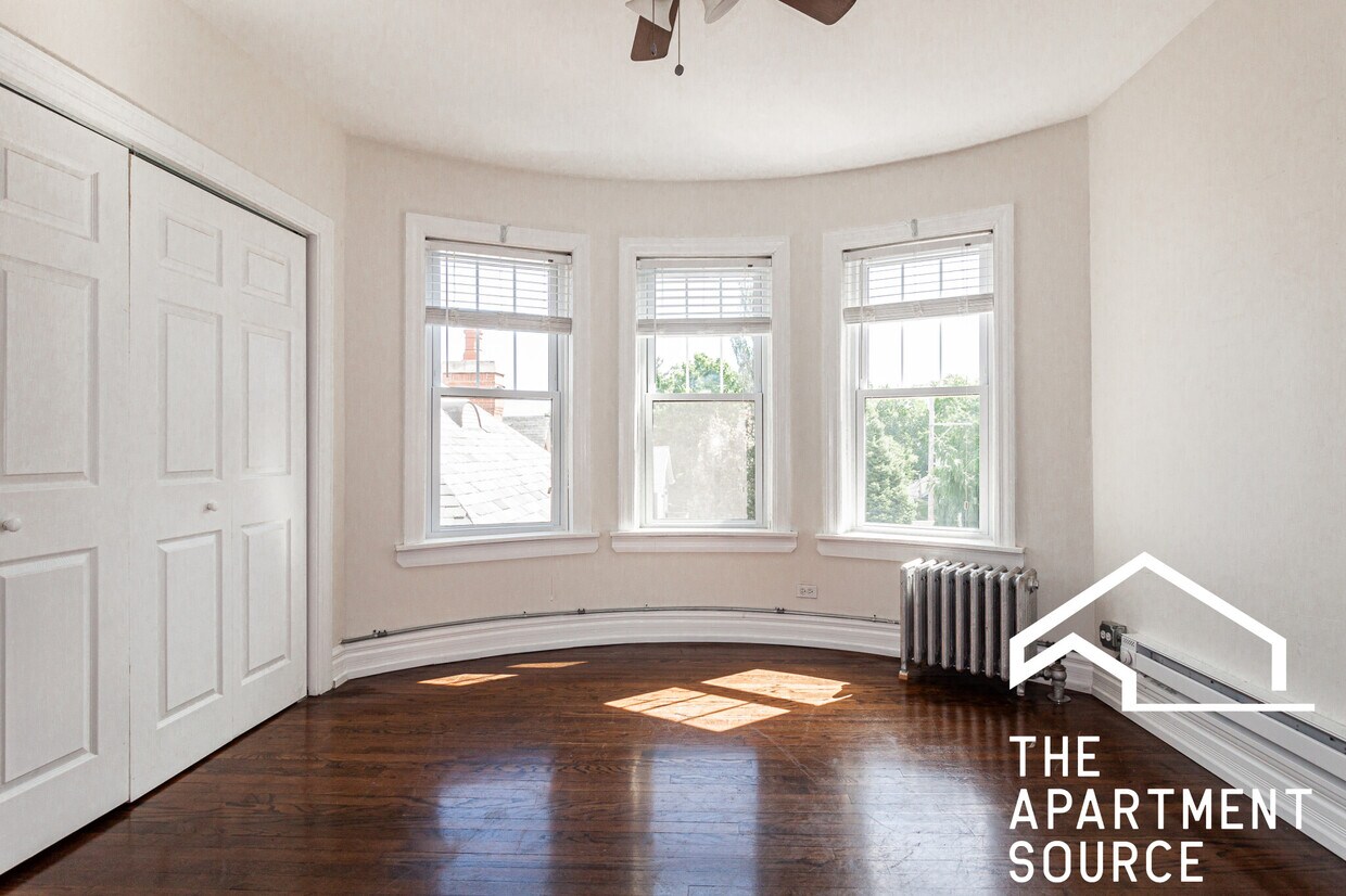 Foto principal - 2133 W Giddings St