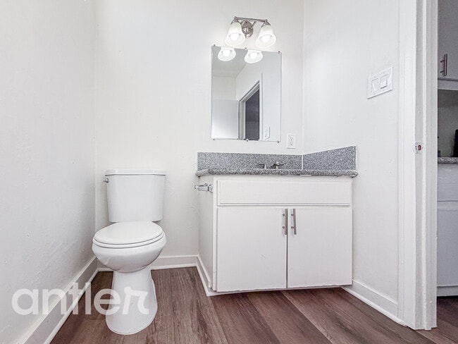 Building Photo - 9014 Orion Ave