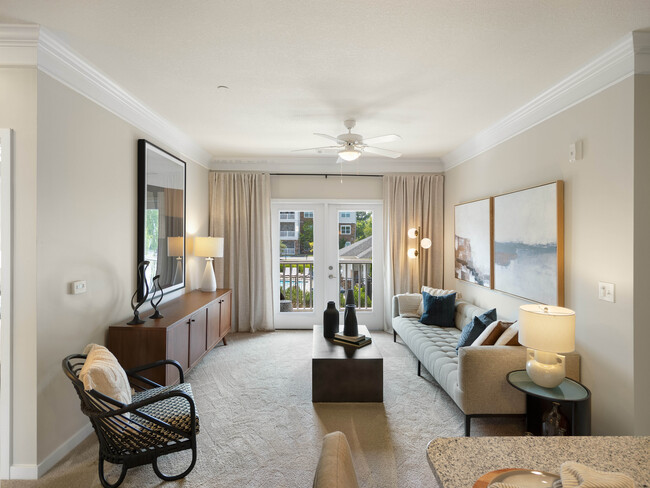 Interior de dos habitaciones - Sala de estar - The Haven at Cranberry Woods