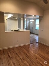 Building Photo - 1006 Beekman Rd