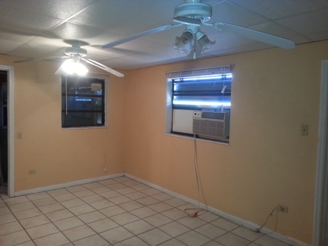 Building Photo - Spacious 2/1 Single Family House with large fenced in yard!!