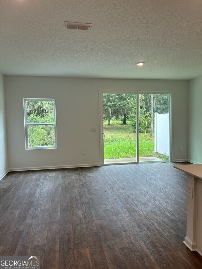 Foto del edificio - 120 Deep Bay Cir