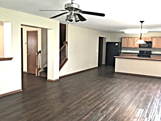 Building Photo - 16316 Spring Creek Ln