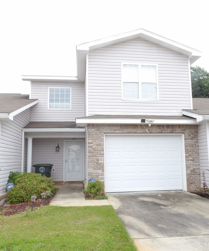 Primary Photo - Woodland Park Townhomes, Enterprise,AL