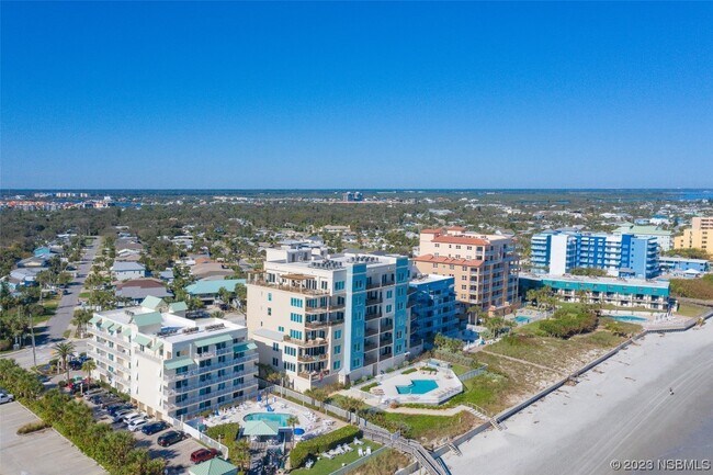 Foto del edificio - 807 S Atlantic Ave