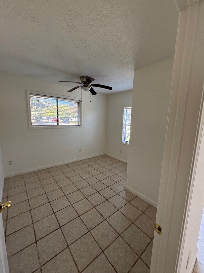 Foto del edificio - 10134 Kirkglen Dr