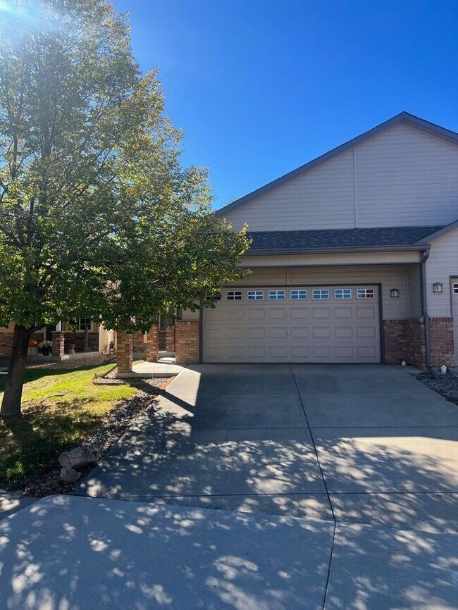 Photo - Large 3 bed 2.5 ba Duplex In West Loveland House