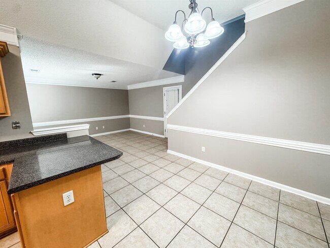 Foto del edificio - 9301 Breakstone Cove