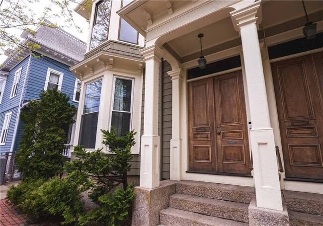 Building Photo - 99 Almy St