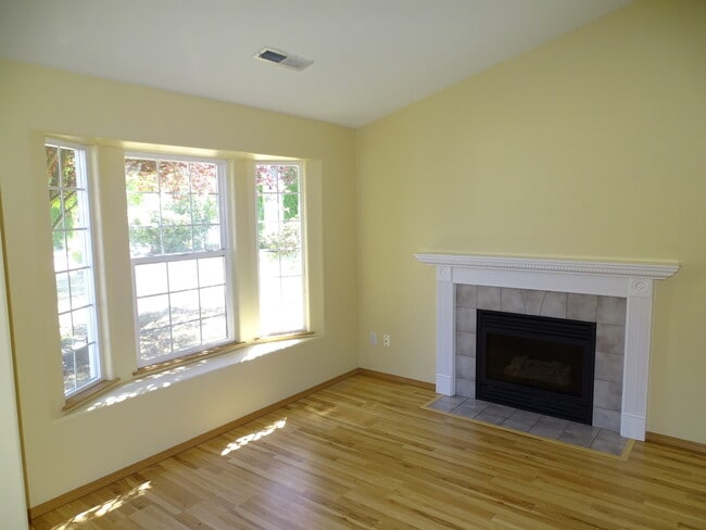 Building Photo - 2917 NW Watkins Ct