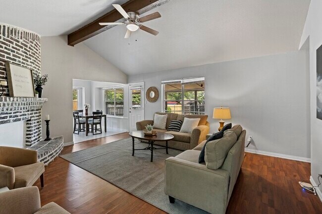 Foto del edificio - 7217 Church Park Dr
