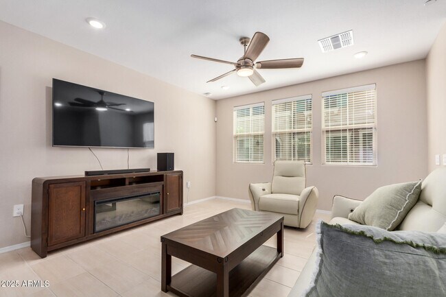 Building Photo - 2631 S Sulley Dr