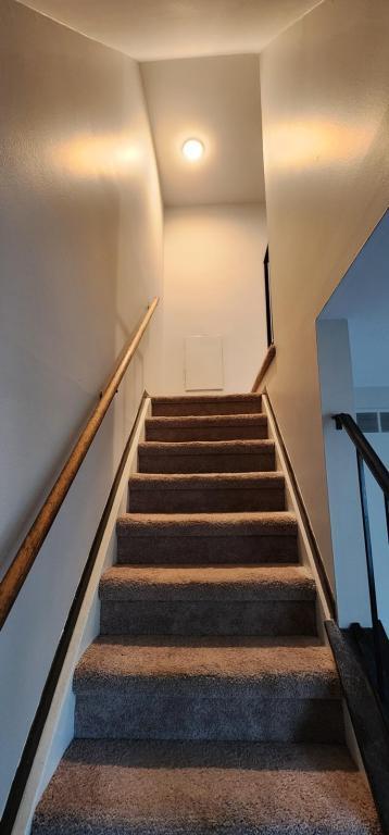 Foto del edificio - 96 Beechwoode Ln