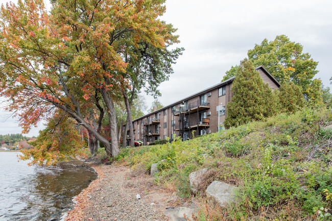 Building Photo - Lakeshore Apartments