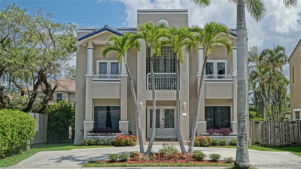 Foto principal - 920 Tyler St