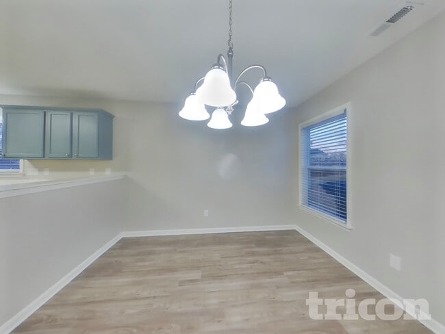 Building Photo - 3616 Crowders View Dr