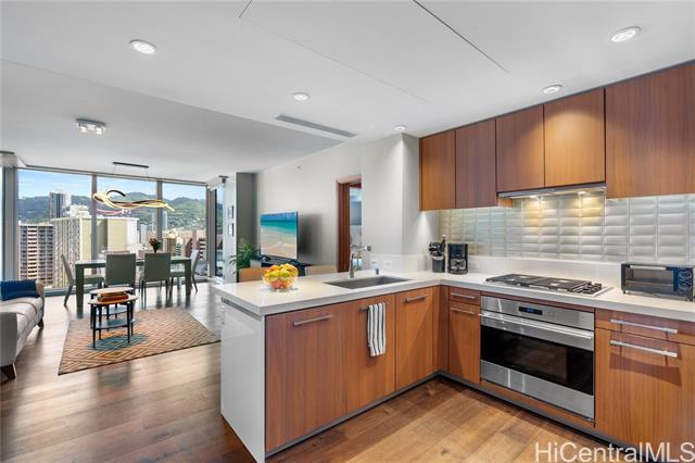 Foto del edificio - 1555 Kapiolani Blvd