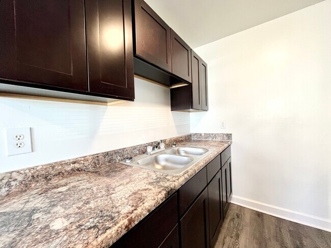 2HAB, 1BA - 731 ft² - Autumn Ridge Apartments
