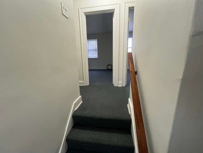 Building Photo - 1801 Universal Rd