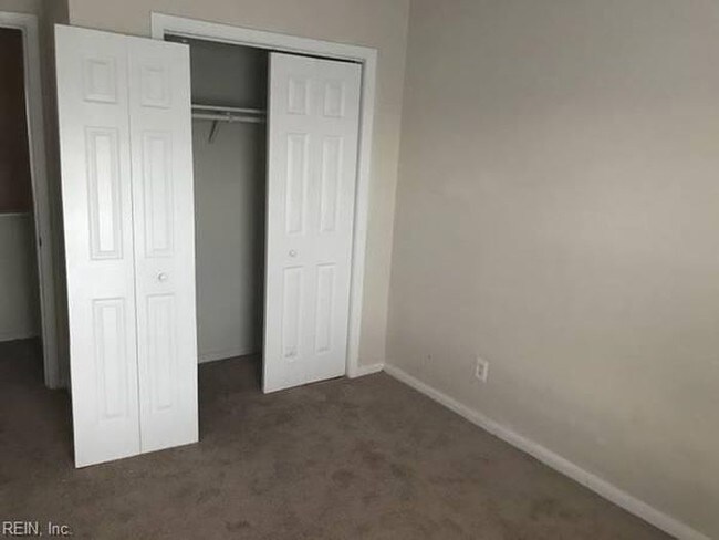 Foto del edificio - Newly Updated 3 Bedroom Town home