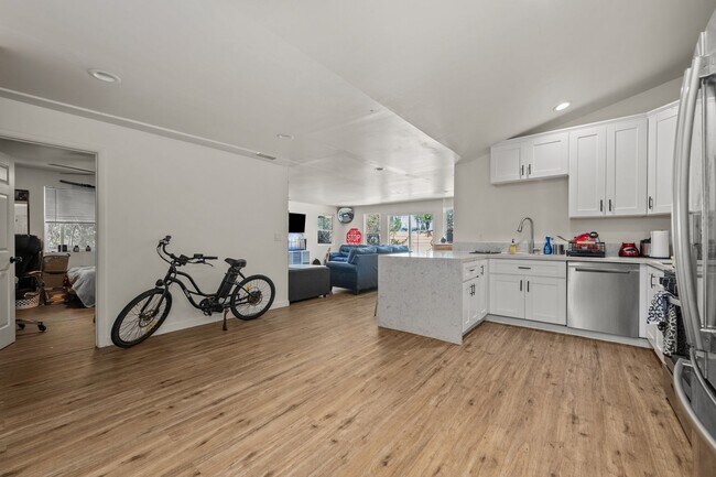 Foto del edificio - Two full kitchens + two washers & dryers!