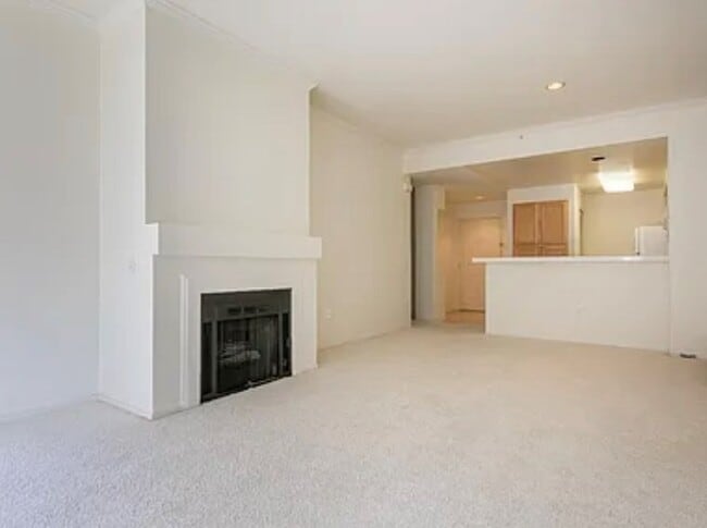 Photo - 320 Caldecott Ln Apartment