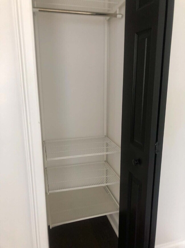 Foto del edificio - Newly Renovated 3BR/2.5BA Home in NE DC – Move-In Ready!