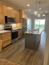 Building Photo - 1503 4th Ave SE